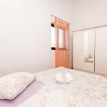 Peaceful Port Apartment