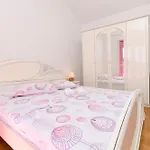 Peaceful Port Apartment