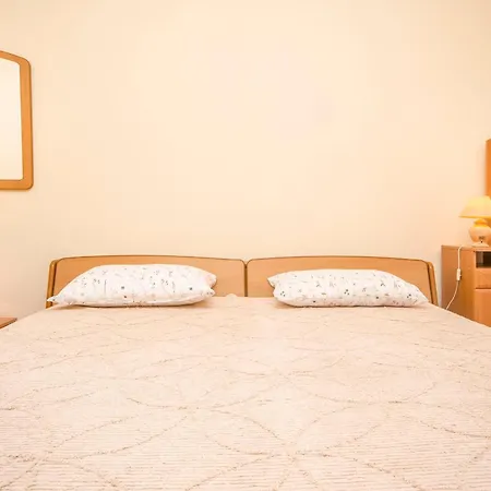 Apartamento Peaceful Port Tribalj