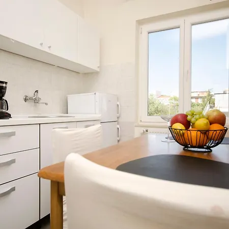 Peaceful Port * Tribalj