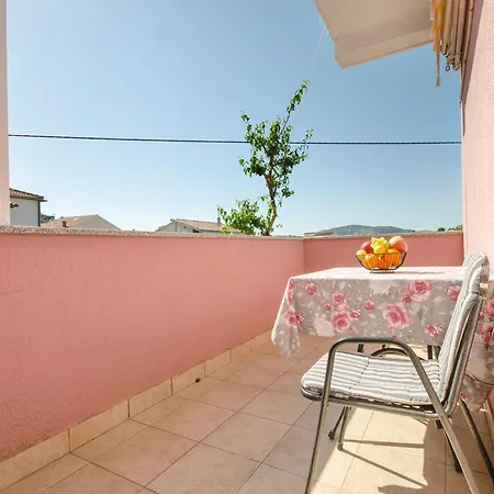 Peaceful Port * Tribalj