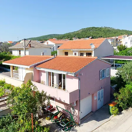 Peaceful Port * Tribalj