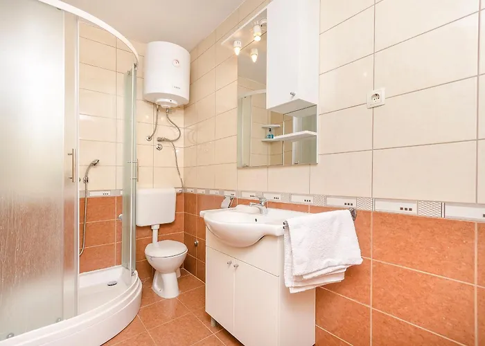 Peaceful Port Tribalj