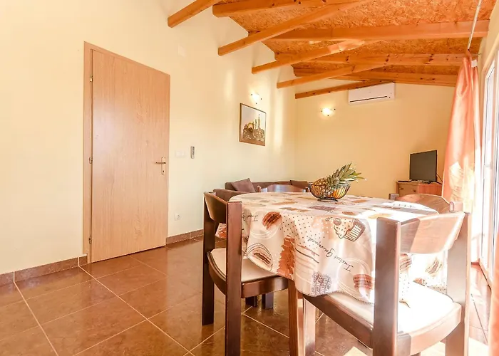 Apartamento Peaceful Port Tribalj