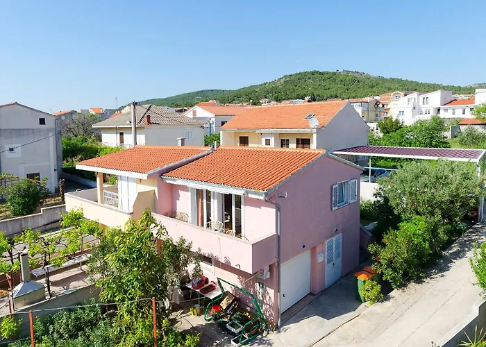 Peaceful Port * Tribunj (Sibenik-Knin)